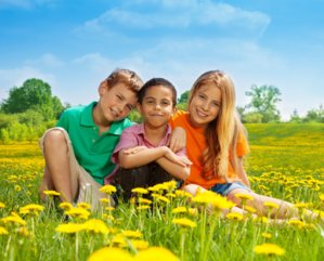 Børn og unge, der lever i et solrigt klima, har lavere risiko for at få sklerose som voksne