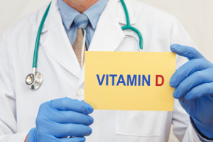 Große Bevölkerungsstudie: Ein Mangel an Sonne und Vitamin D erhöht das Risiko für COVID-19 und neue Infektionswellen