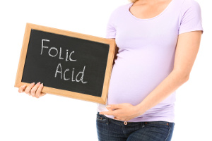 Allvarliga fosterskador kan förebyggas med folsyratillskott och livsmedelsberikning