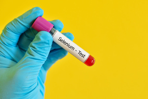  Selenium protects against dangerous cholesterol