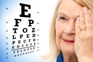 High-dosed antioxidant supplementation delays the development of the eye disease AMD