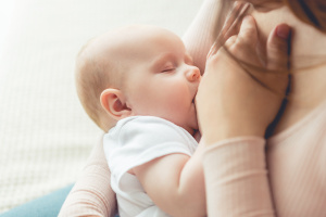 For tidligt fødte børn mangler B-vitaminer fra modermælken